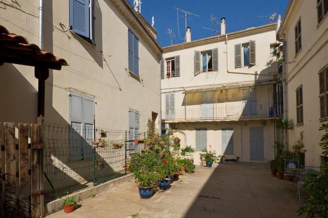 Duplex Bas Suquet Vieux Port Apartment Cannes Bilik gambar