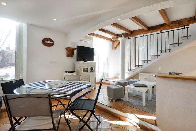Duplex Bas Suquet Vieux Port Apartment Cannes Bilik gambar