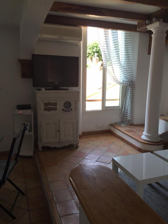 Duplex Bas Suquet Vieux Port Apartment Cannes Bilik gambar