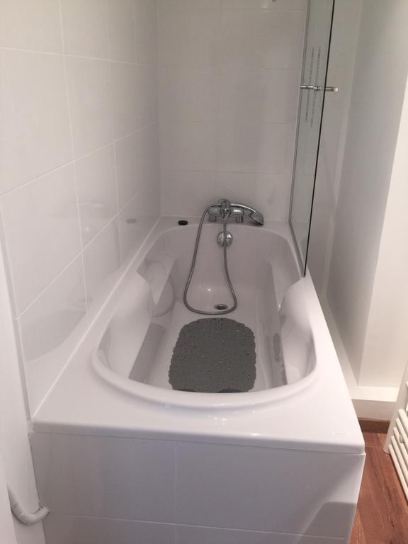 Duplex Bas Suquet Vieux Port Apartment Cannes Bilik gambar